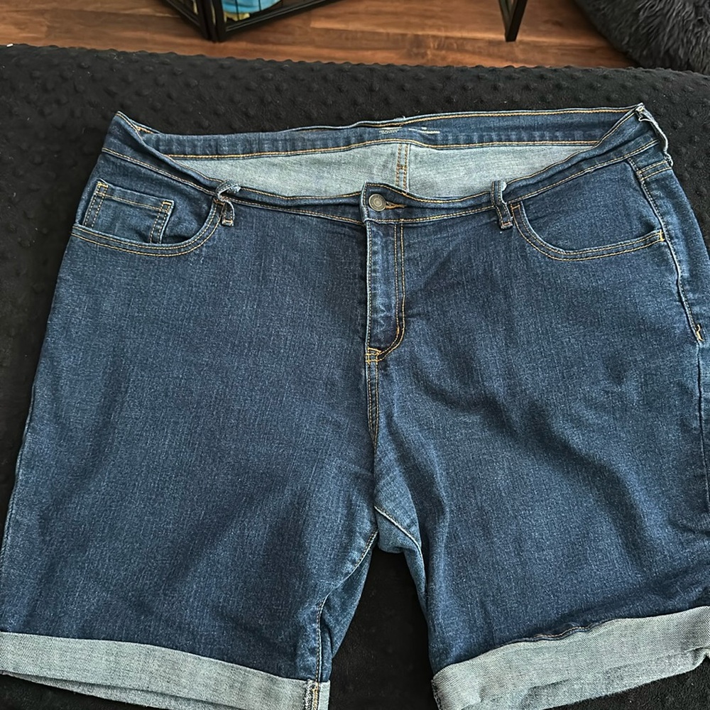 Women’s Jean shorts